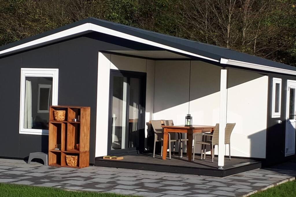 Ferienhaus Chalet Marc Am Moselbogen Villa Koblenz  Bagian luar foto